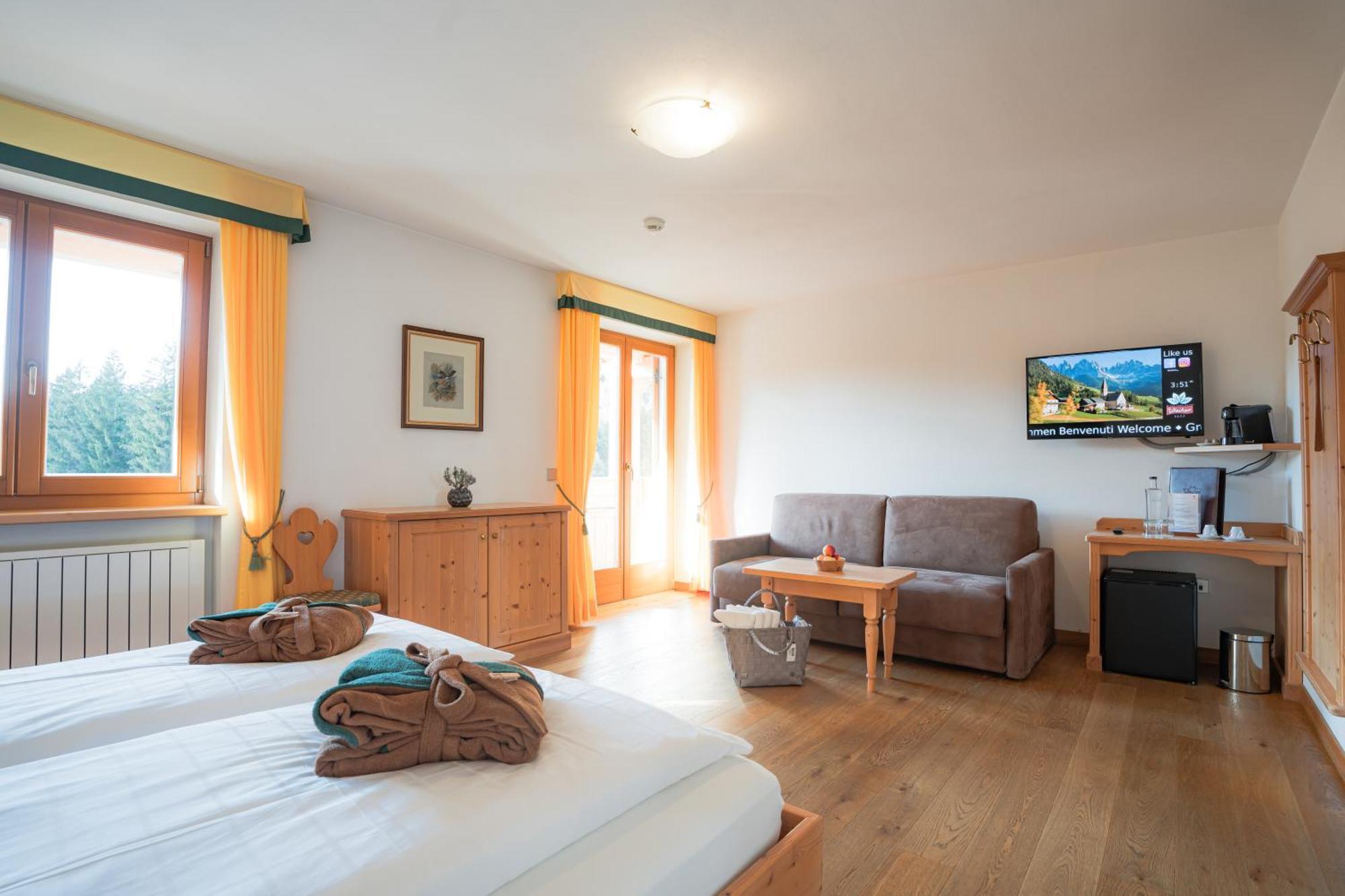Hotel Weiher Green Lake Falzes Esterno foto
