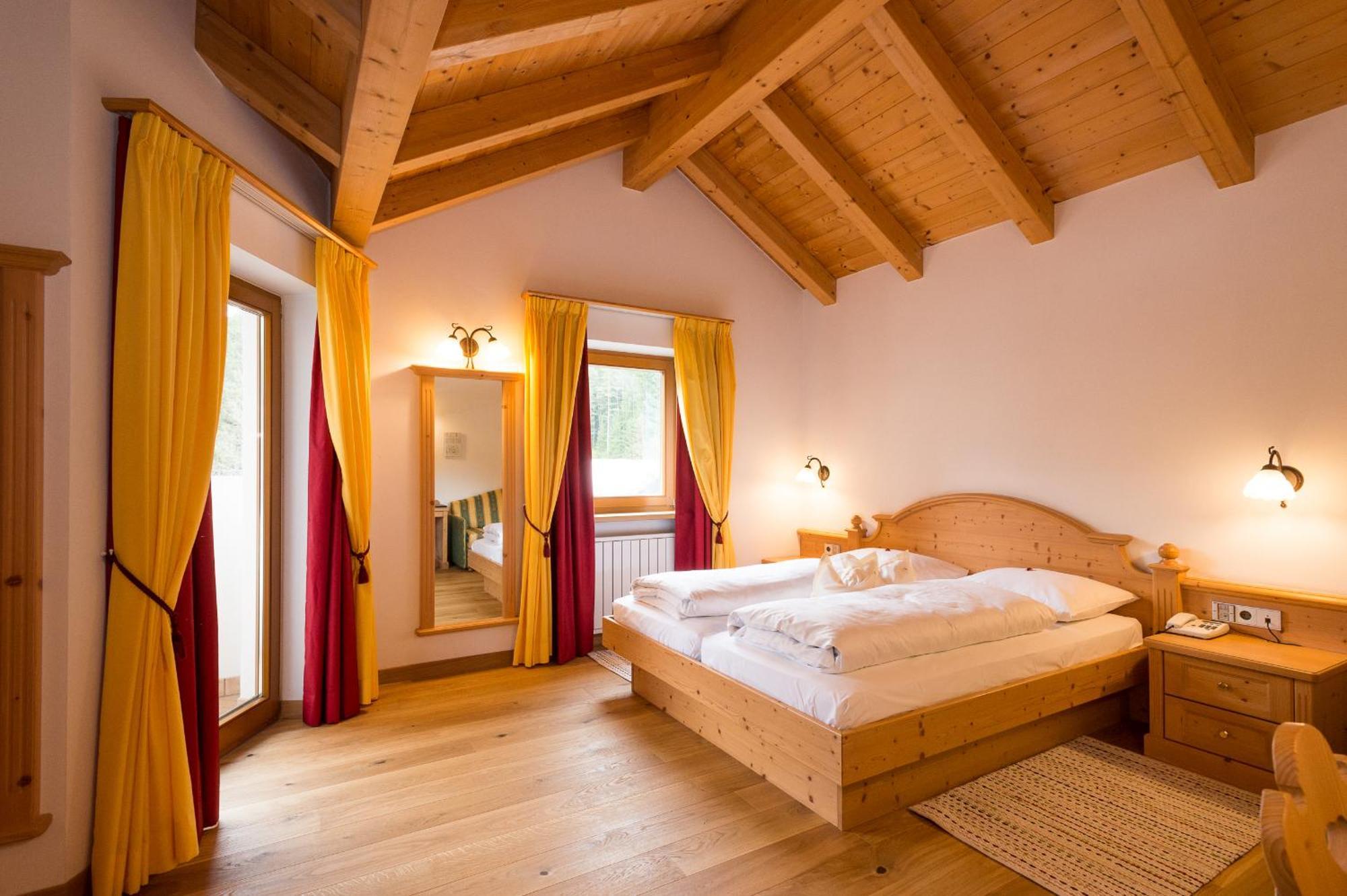 Hotel Weiher Green Lake Falzes Esterno foto