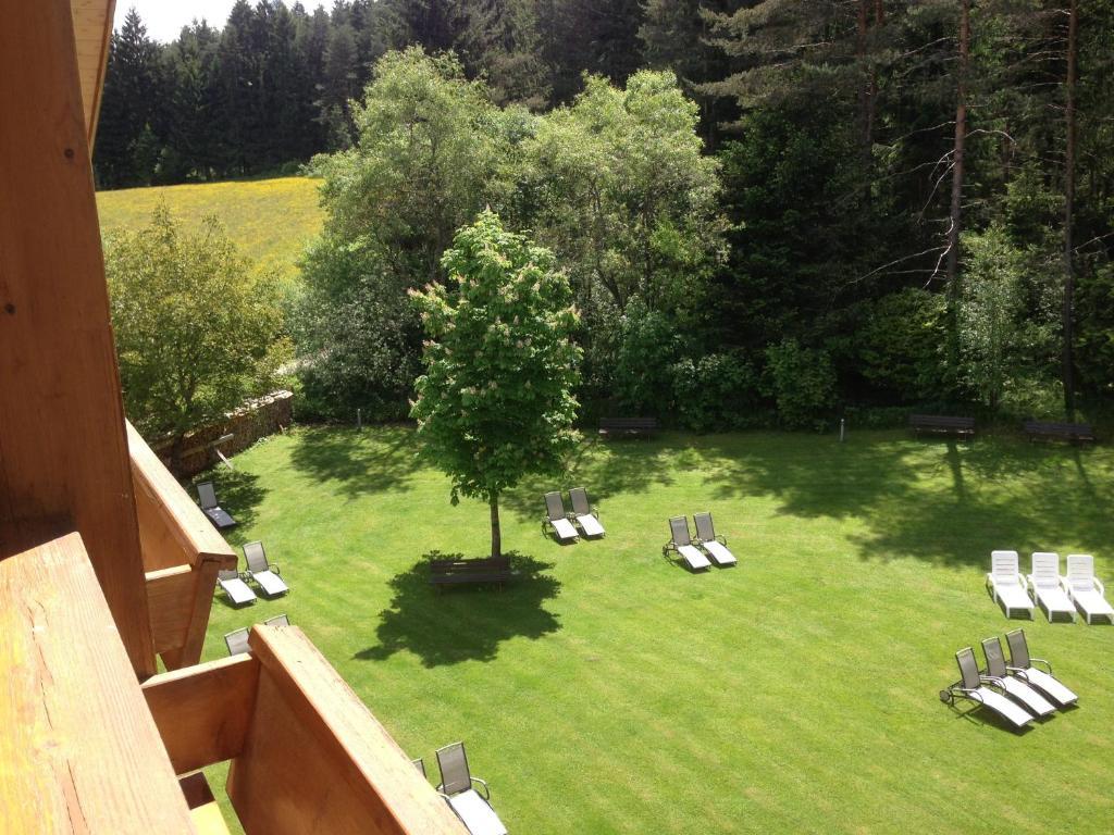 Hotel Weiher Green Lake Falzes Camera foto